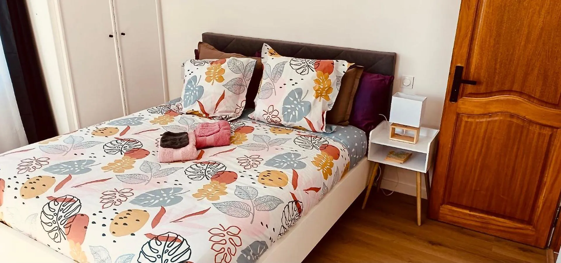 Les Petits Champs Apartment Annecy 0*,